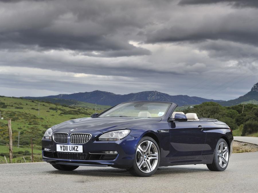  BMW 650i Convertible 2011 года  (UK) (фото 15 из 17)